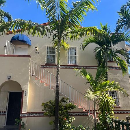 Little Havana Hostel Miami Exterior photo